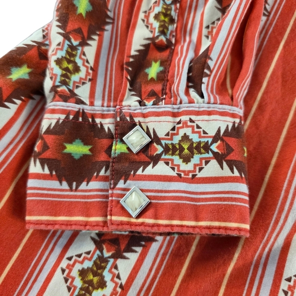 Wrangler Retro Women’s XXL Long Sleeve Pearl Snap Shirt Red Southwestern Aztec - Picture 3 of 8